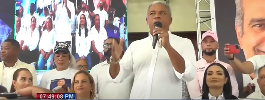 Carlos Morillo lanza su precandidatura a diputado por el PRM en SJM