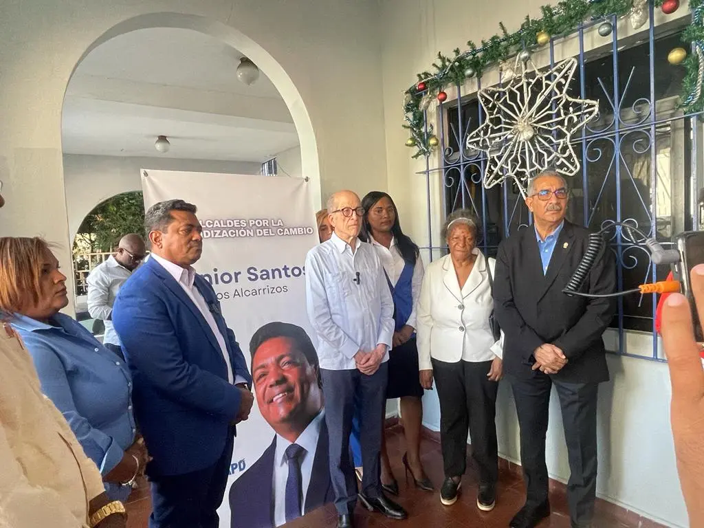 Lanzan plataforma "Alcaldes por Profundización del Cambio"