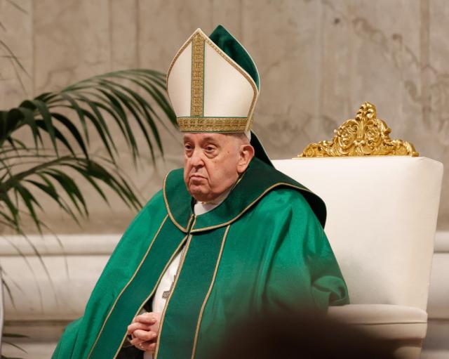El papa lamenta que muchos creyentes no han leído ni un Evangelio — El Nacional