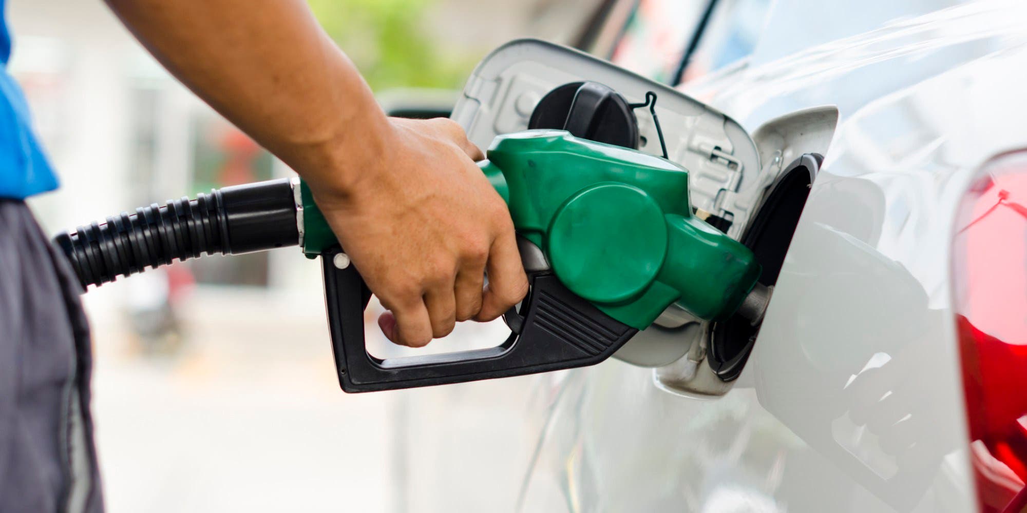 Gobierno deja sin variación precios combustibles