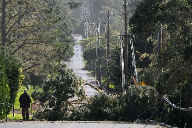 Imagen para el artículo titulado La costa de California azotada por fuertes lluvias