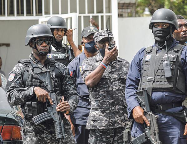 Bahamas incrementa la seguridad en el sur tras fuga masiva de miles de presos en Haití