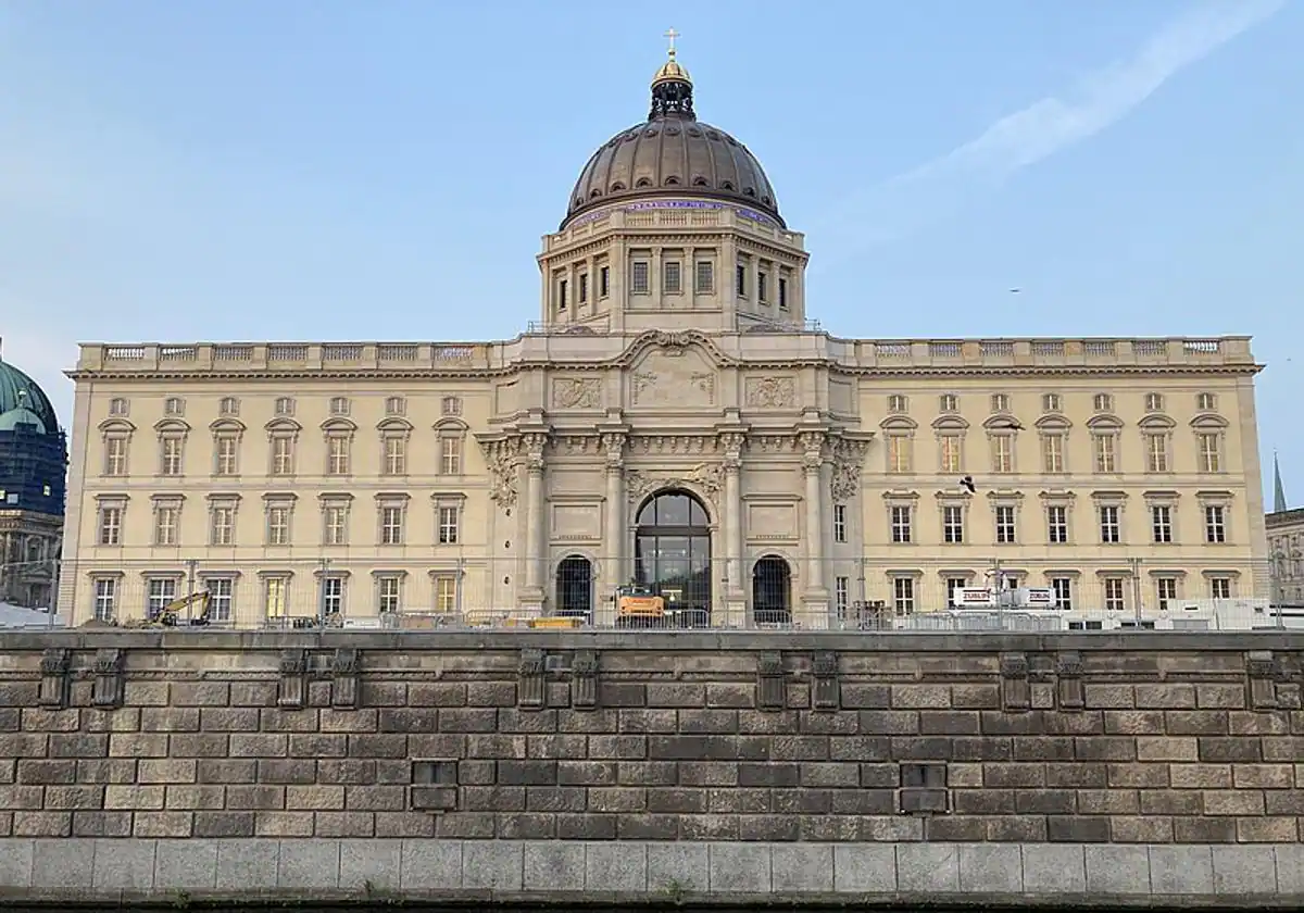 El Palacio Real de Berlín, epicentro de la guerra cultural en Alemania: «Se ha reconstruido con donaciones de extrema derecha»