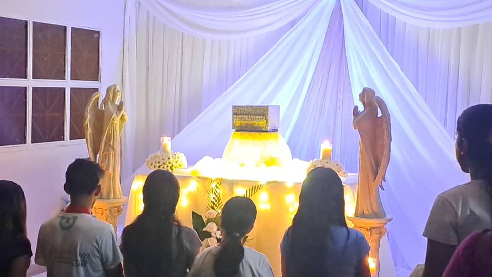 Feligreses en El Tigre adoraron al Santísimo con la visita de los 7 templos 