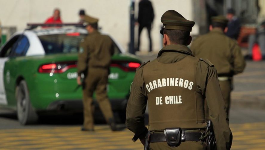 Chile busca sin descanso a autores del asesinato de policías