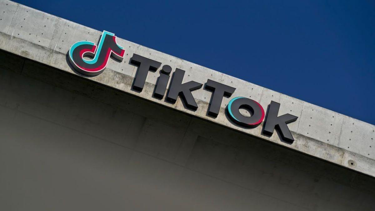 Joe Biden firmó ley que obliga a TikTok a vender la aplicación o afrontar un veto en el país