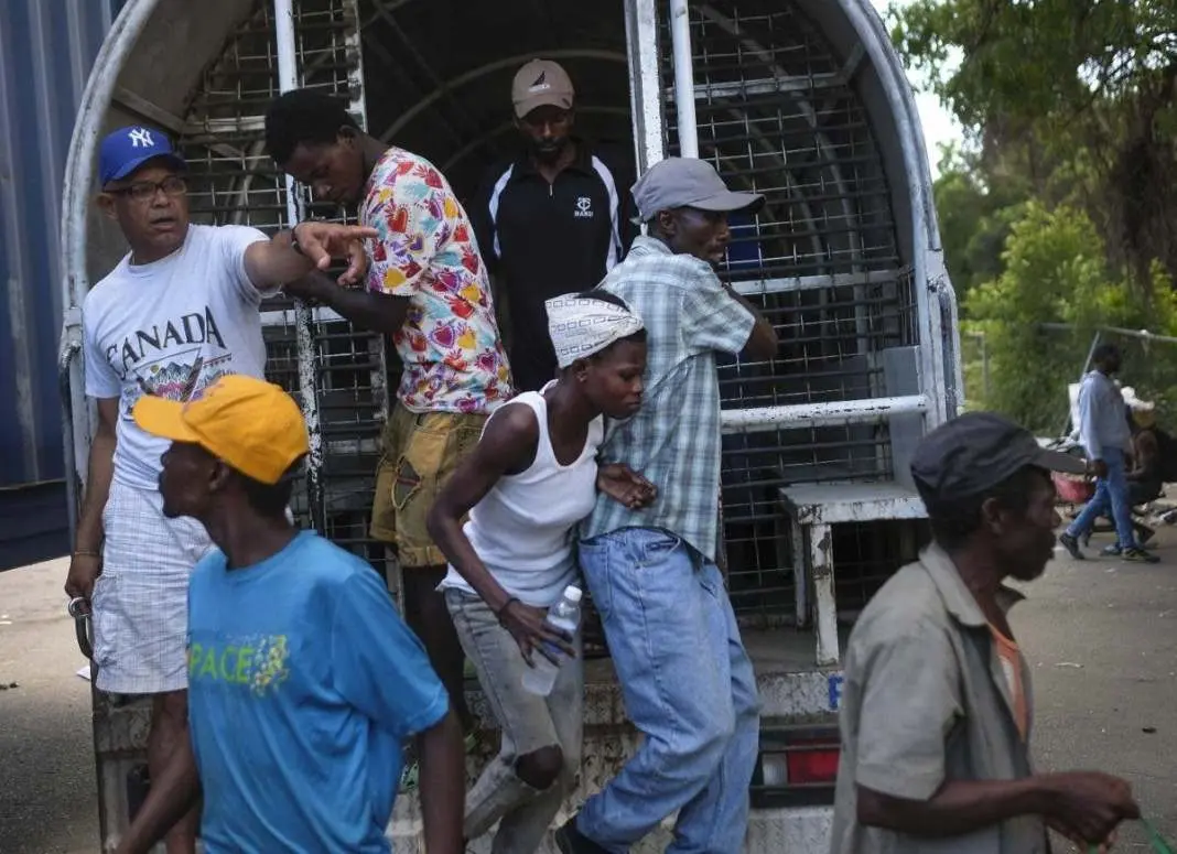 Aseguran RD carece de políticas para enfrentar problema haitiano