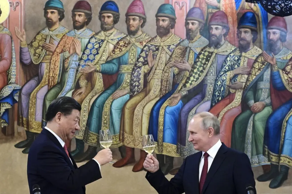 Putin aterriza en Pekín para reunirse con el presidente chino, Xi Jinping