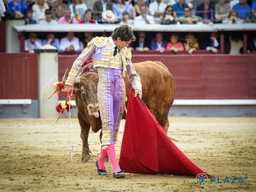 Toros en Las Ventas de Madrid por San Isidro, en directo: última hora de Morante de la Puebla, Sebastián Castella y Fernando Adrián hoy