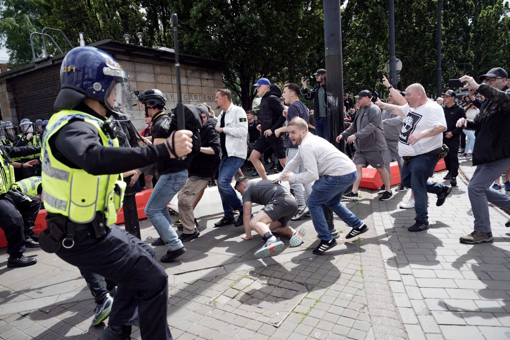 Manchester enfrentamientos