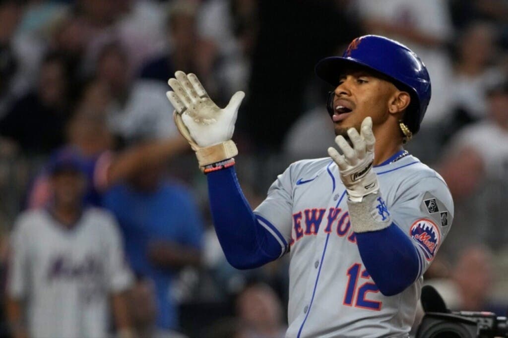 Lindor recibirá el galardón en un partido local en el estadio Hiram Bithorn, en San Juan, de los Cangrejeros de Santurce, que compiten actualmente en la liga invernal de Puerto Rico, en una fecha que se anunciará pronto, informó en un comunicado la Cofradía de Periodistas Deportivos de Mayagüez.