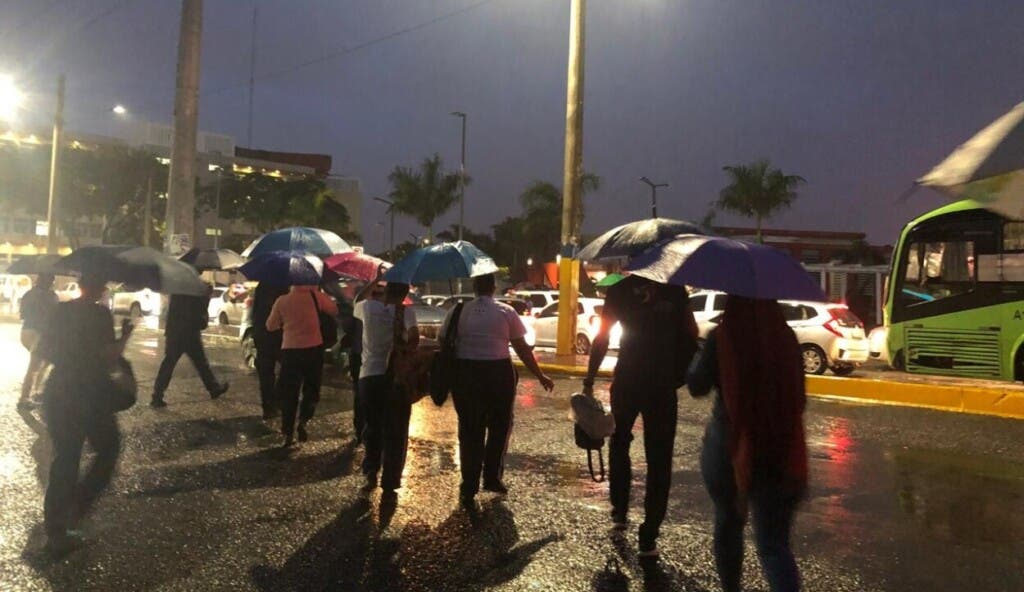 Las lluvias tocarán algunas provincias del país, por la incidencia de una vaguada débil.